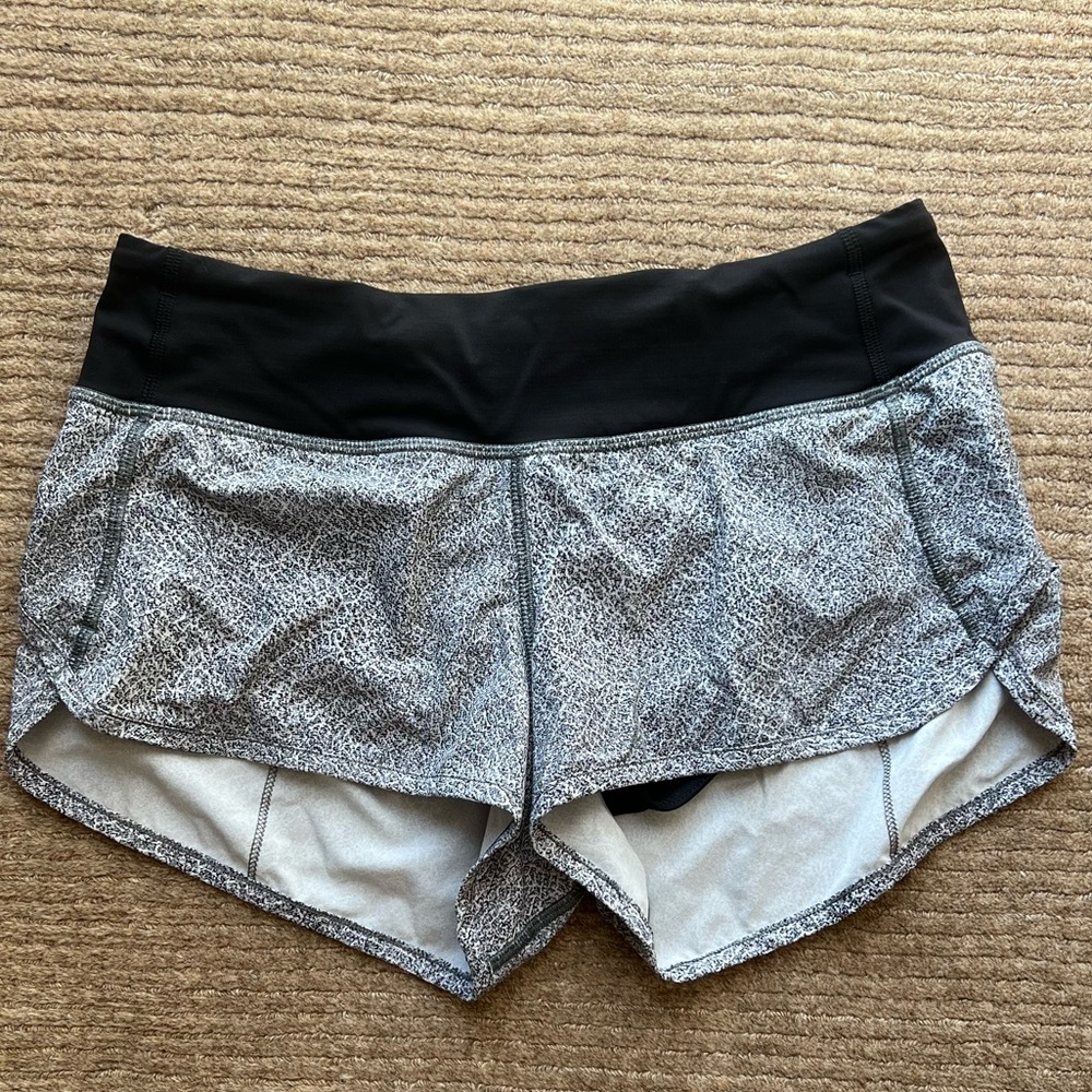 Lululemon Speed Up Shorts Size 4